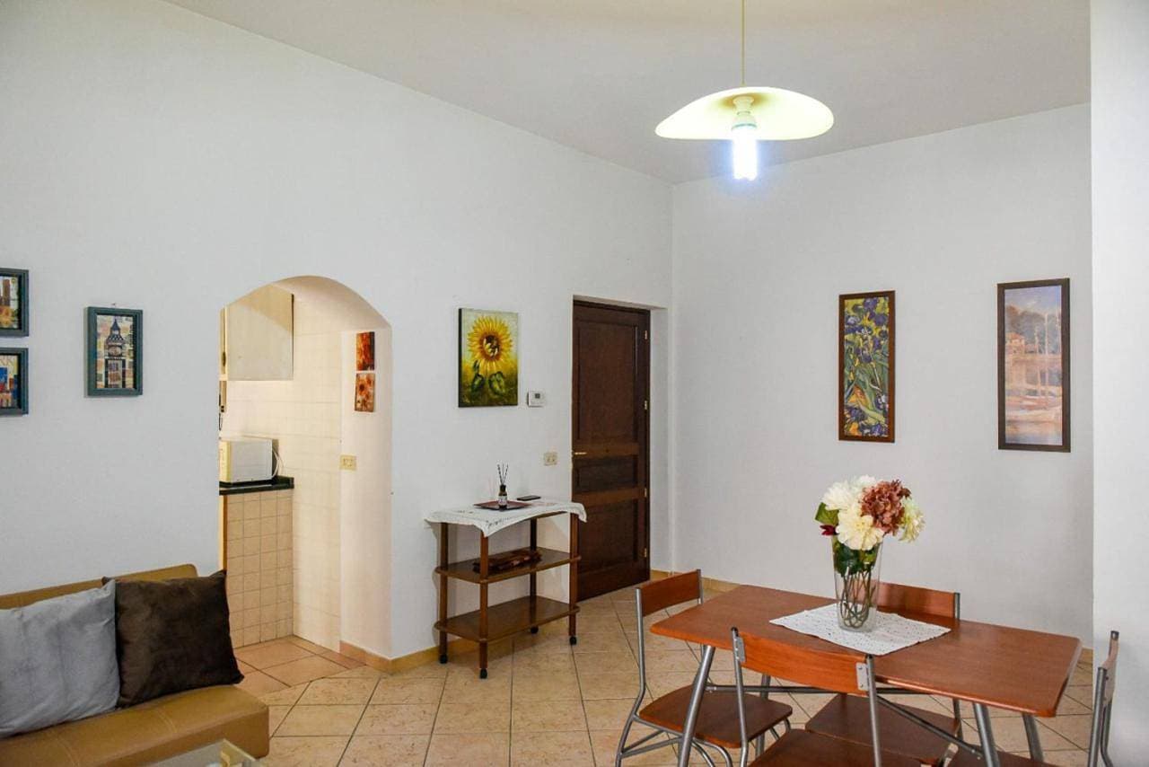 Foto 5 von 30: Two-Bedroom Apartment