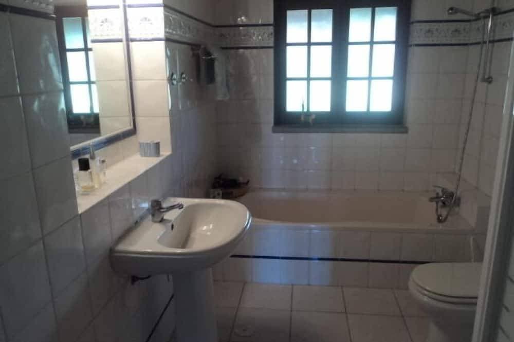 Foto 5 von 24: Sehr schöne Quinta auf parkähnlichem Gelände mit Meerblick