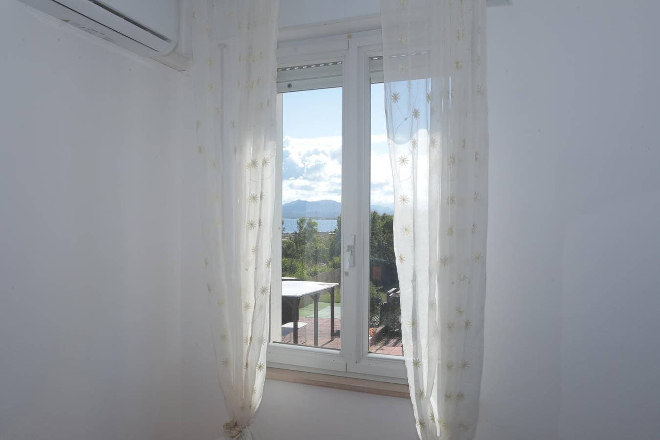 Foto 12 von 41: Residenz Cala di Seta Dreizimmerwohnung Luca mit Meerblick für 5 Personen