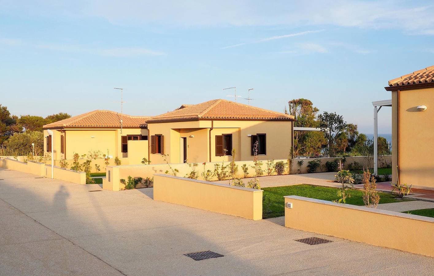 Foto 2 von 23: Apartment mit Meerblick, AC, Parkplatz, Terrasse & WiFi - 1km zum Maganuco Strand
