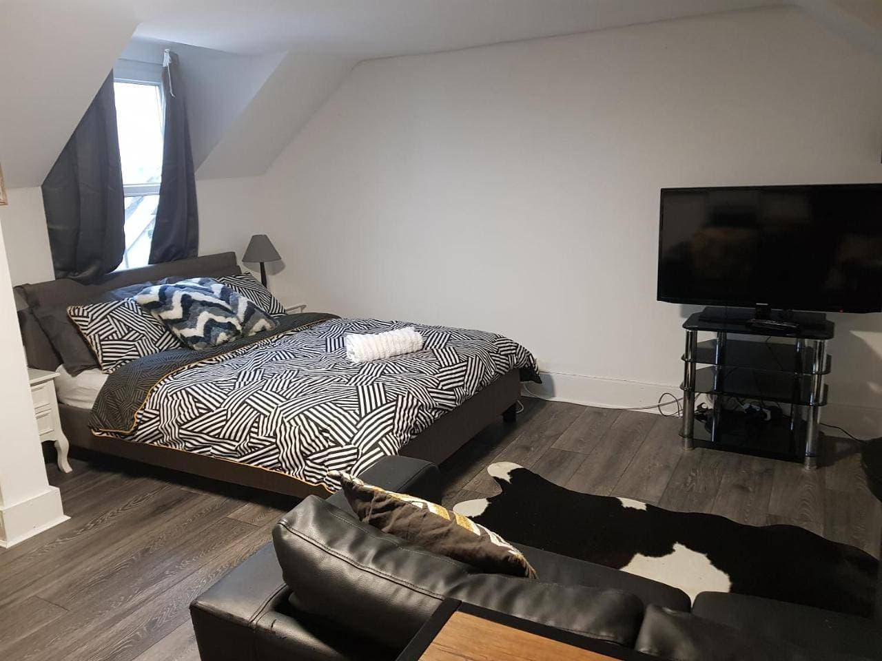 Foto 7 von 32: One-Bedroom Apartment