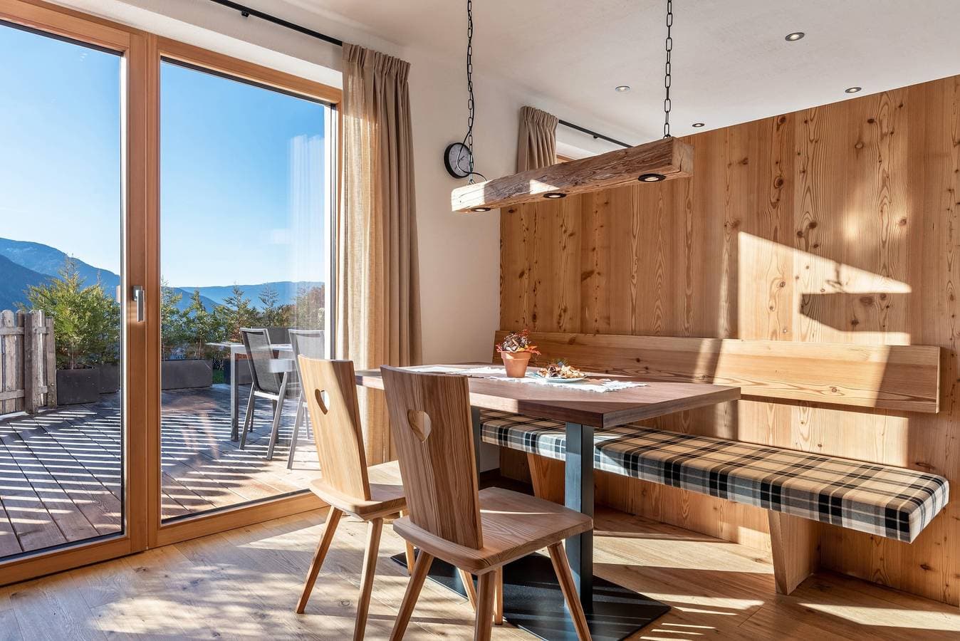 Foto 5 von 23: Ferienwohnung "Guntschöllerhof Laugen" mit Bergblick, WLAN, Balkon und Garten