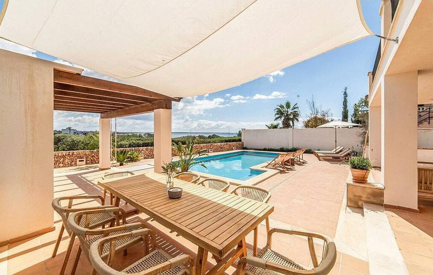 Foto 6 von 29: Apartment mit Meerblick, Pool und Terrasse - in der Nähe von Strand und Restaurants
