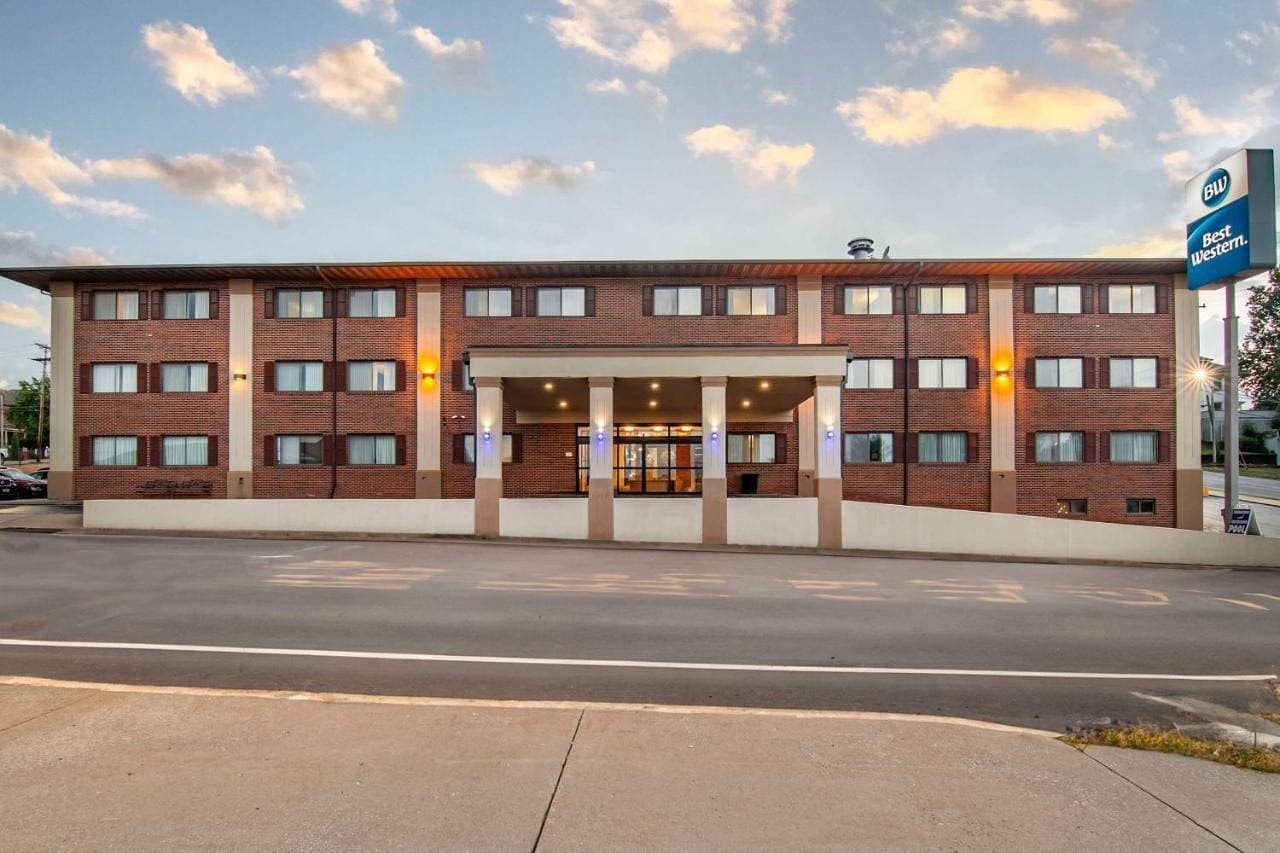 Best Western On the River 1