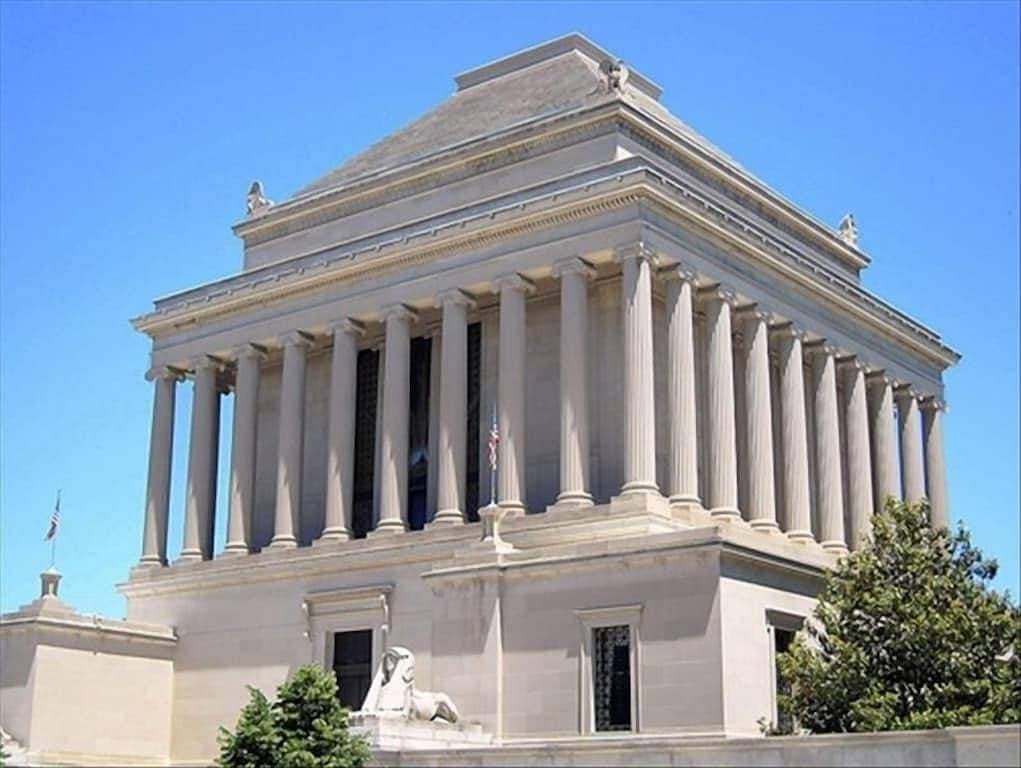 Foto 4 von 15: Charmante englische Kellerwohnung im historischen Dupont Circle