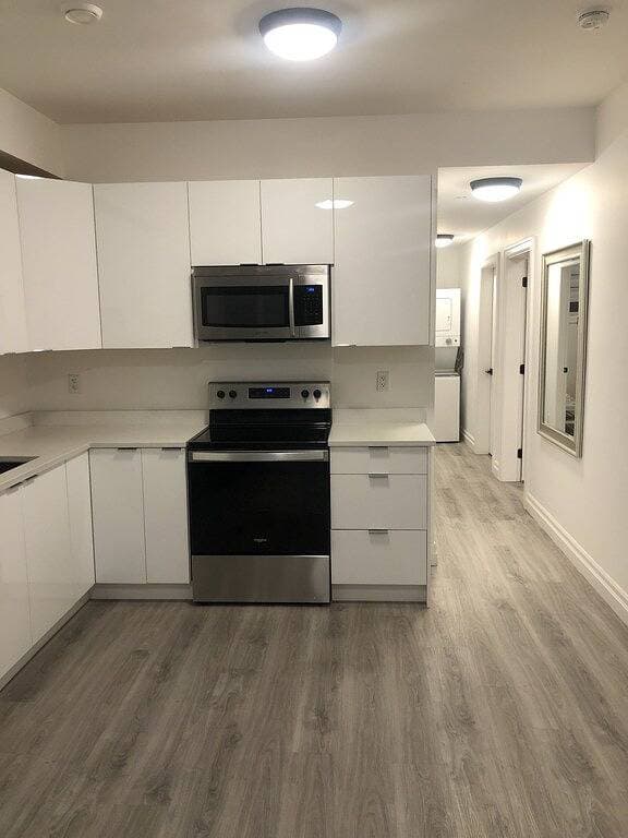 Amazing 1 Bedroom suite in Vancouver 1