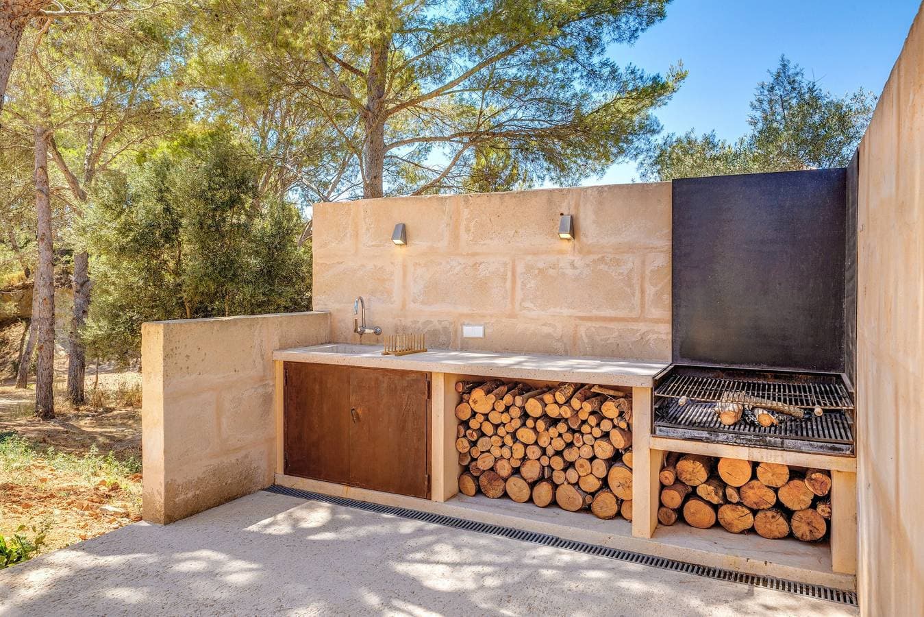 Foto 8 von 28: Modernes Landhaus Sos Fuyes mit Pool, WLAN, Terrasse und Bergblick