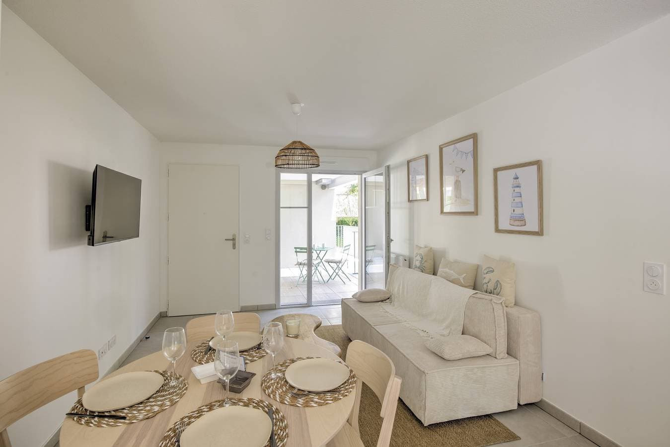 Foto 8 von 10: Ferienwohnung für 4 Personen mit Terrasse