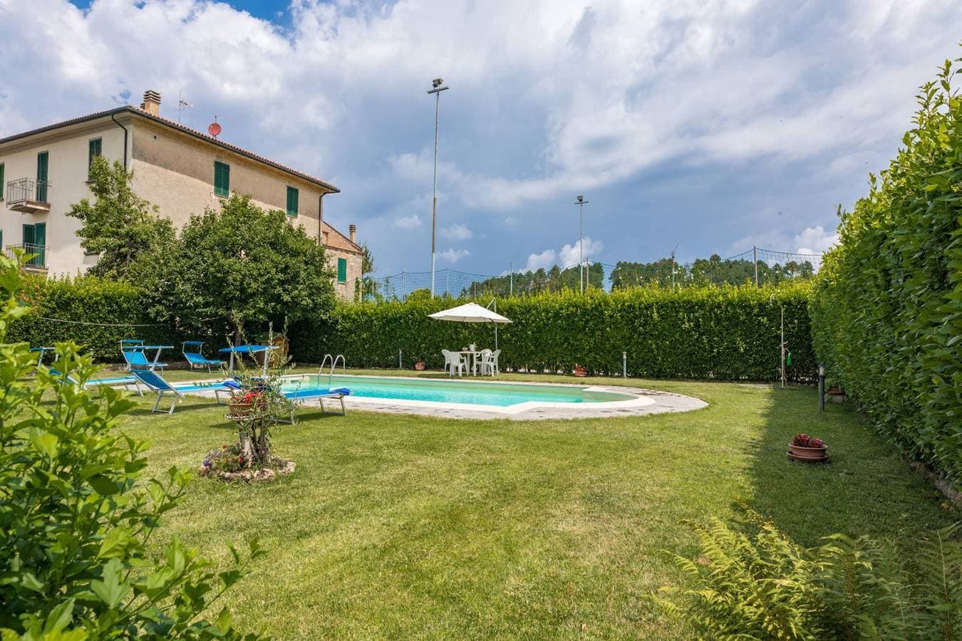Foto 3 von 38: Villa für 8 Personen mit Pool