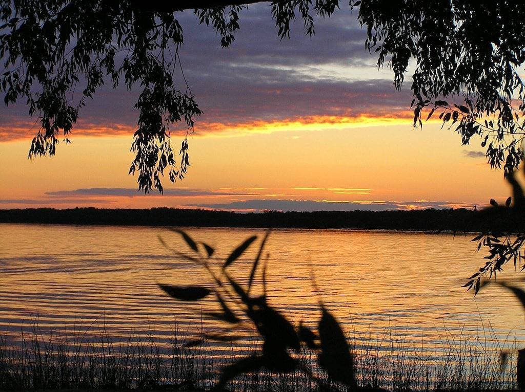 Foto 11 von 34: Lake Manitoba Narrows  - Lovely Lakefront Cottage