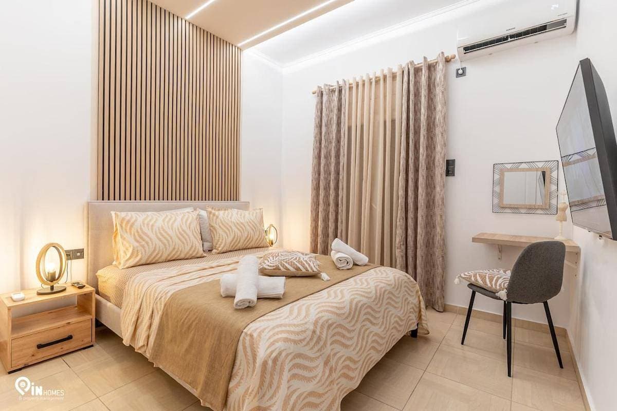 Danae's - Luxury & Modern Apartment in Egaleo-Athens 1