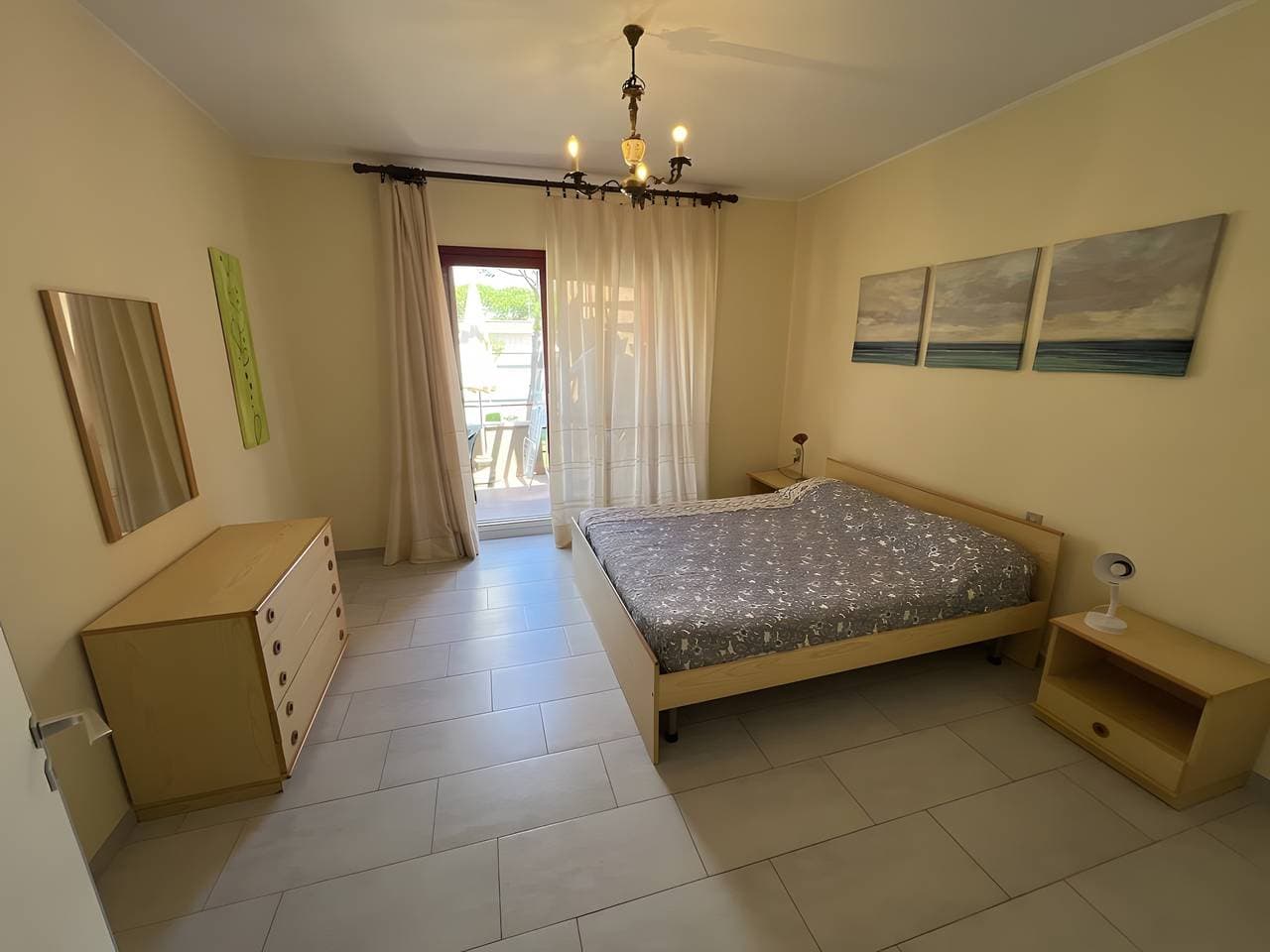 Foto 11 von 18: Ferienwohnung 'Casa Vacanze Heidi mit Gemeinschaftspool und privater Terrasse'