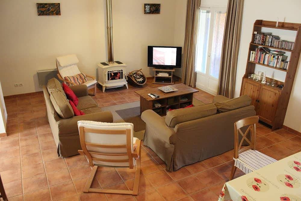 Foto 7 von 24: Geräumige Villa mit Gemeinschaftspool in Pierrevert neben dem Golf du Luberon.