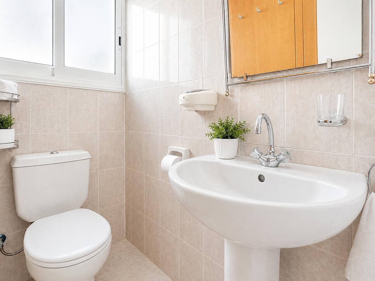 Foto 13 von 20: Villa für 6 Personen mit Meerblick