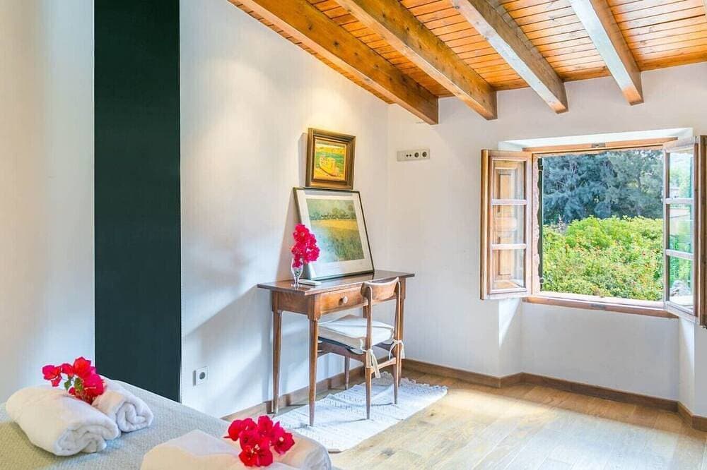 Foto 5 von 30: Schöne mallorquinische Villa mit Pool in Soller