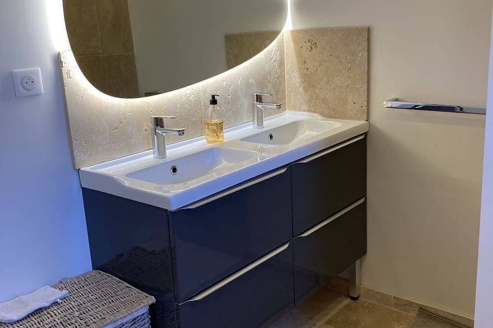Foto 13 von 30: Villa Avec Piscine Entièrement Climatisée Entre Nice et Cannes