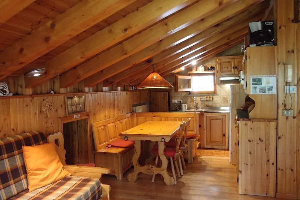Foto 6 von 30: Spacious attic with a Micro bedroom in Valtournenche