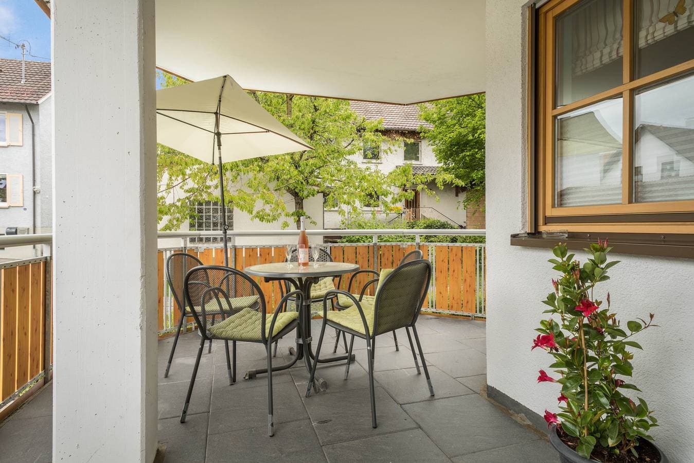 Foto 9 von 21: Gemütliche Ferienwohnung 1 auf dem "Trostelhof" mit Balkon