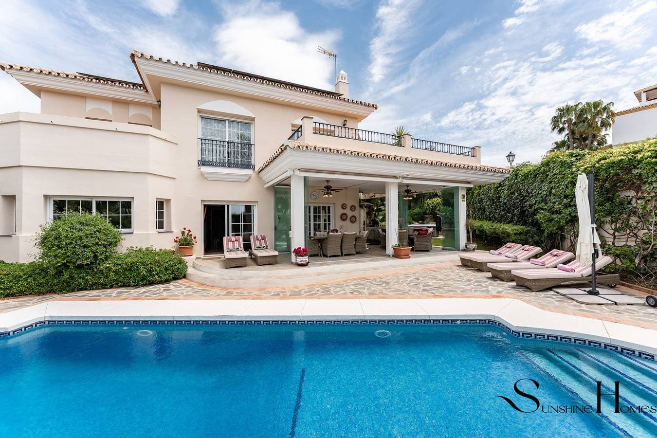 Foto 7 von 76: Luxury 3Br Villa by Alhaurín Golf w/ Heated Pool R