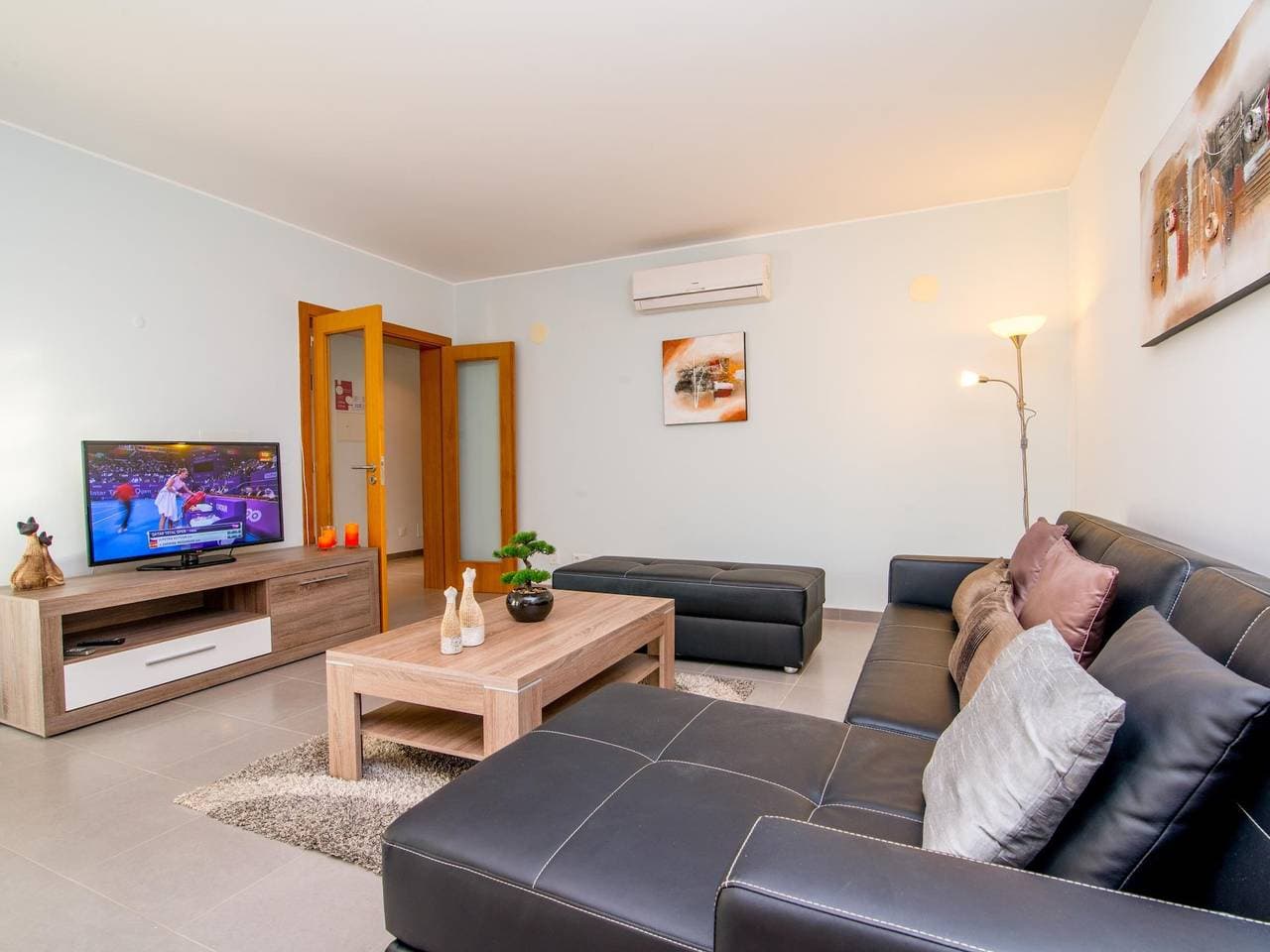 Foto 6 von 30: Ferienwohnung für 4 Personen mit Terrasse