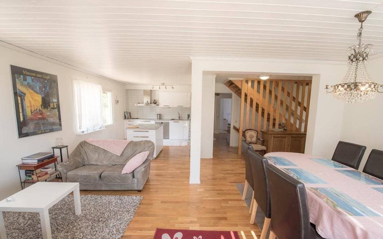 Foto 4 von 6: Schönes, zentral gelegenes Ferienhaus mit Spa