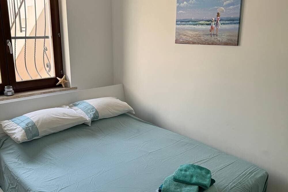 Foto 2 von 30: \"Collemare\" Gartengerät mit Pool für 7 Personen - 2 Etagen!