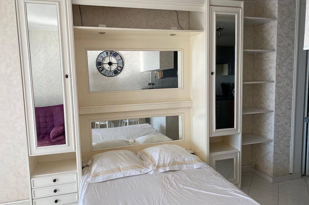 Foto 2 von 26: Beautiful seafront studio with exceptional sea view