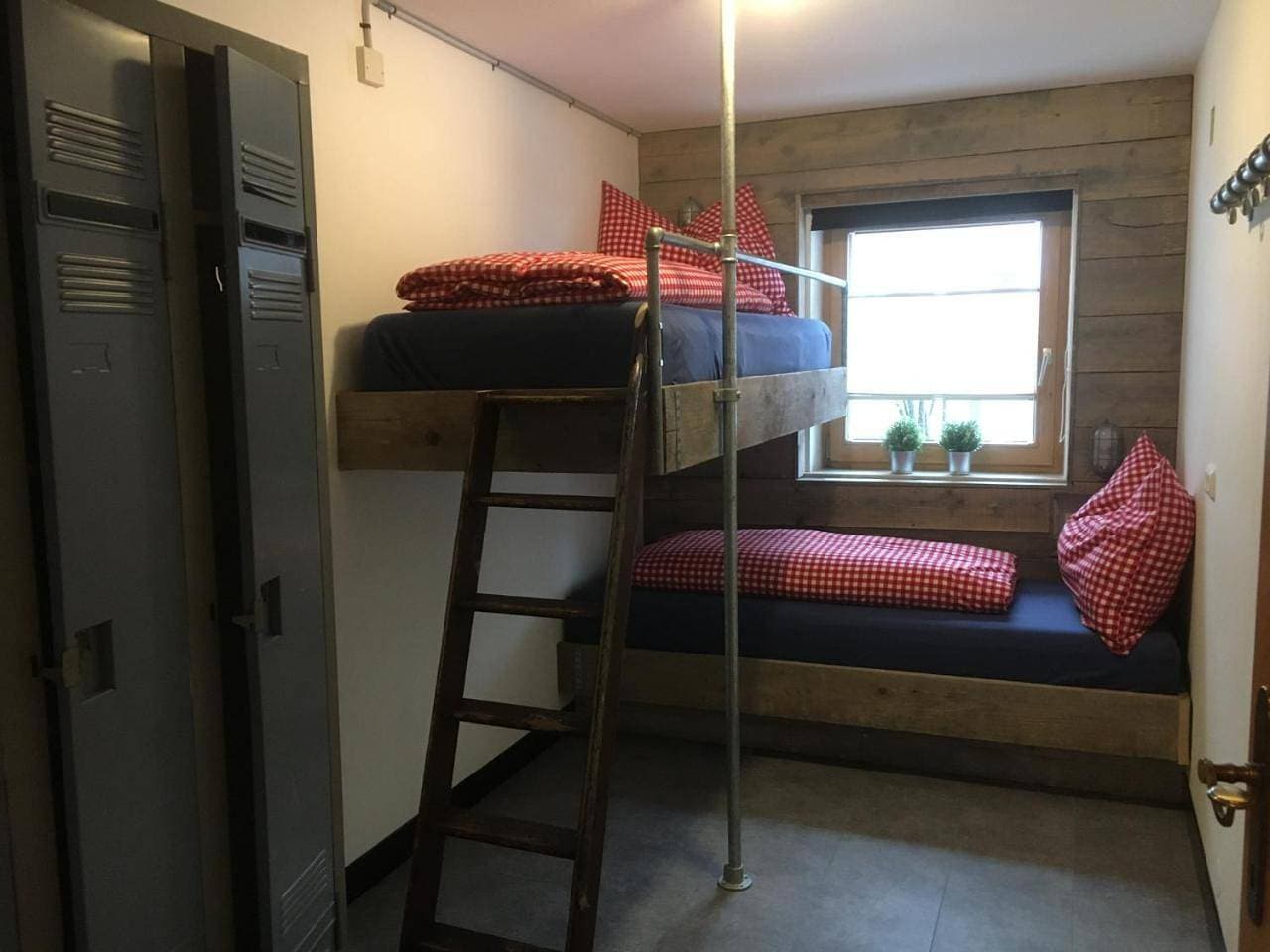 Foto 7 von 41: Three-Bedroom Chalet