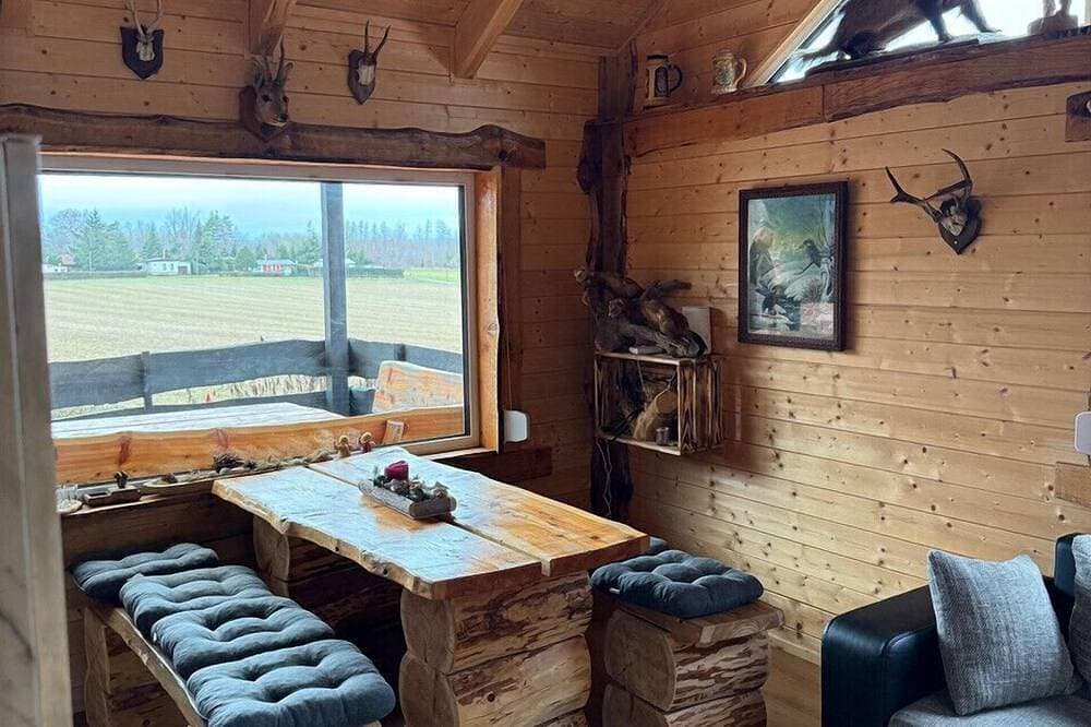 Hütte am Wolfsberg 1