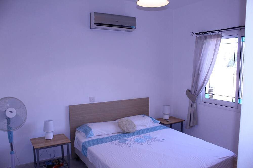 Foto 2 von 10: Stunning 2 Schlafzimmer Erdgeschoss-Wohnung in Paphos