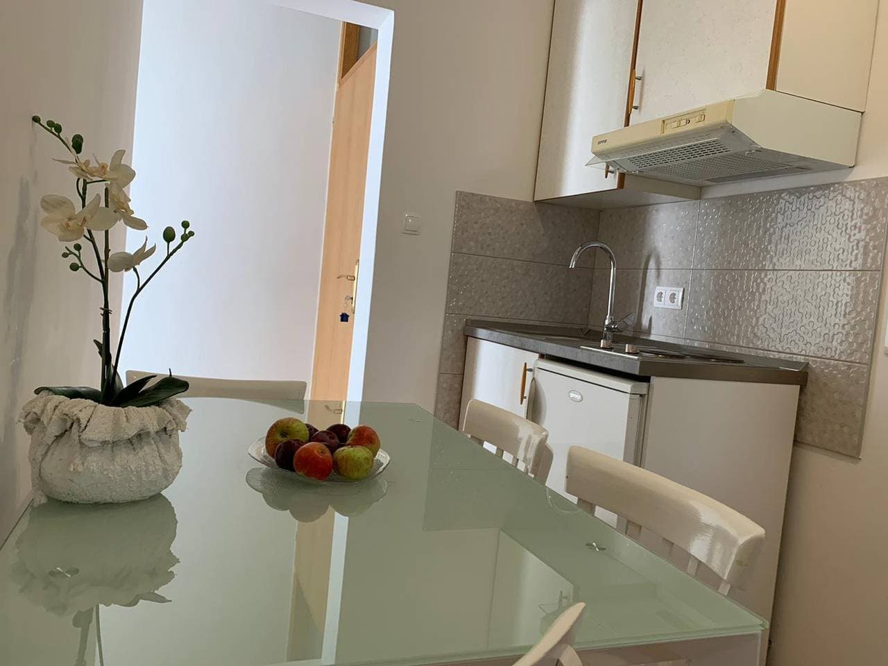 Foto 2 von 50: Ferienwohnung in Duće mit Meerblick, Balkon, Klimaanlage, W-Lan (4174-7)
