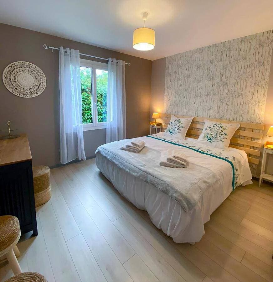 Foto 4 von 41: Five-Bedroom House