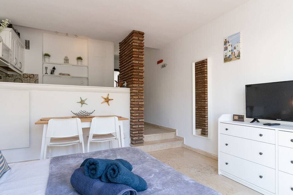 Foto 3 von 23: Paraíso Golden Mille- Estepona Studio