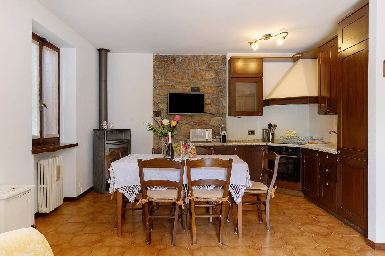 Foto 7 von 31: Ferienhaus 'Villetta Singola' mit Seeblick, privater Terrasse und Wi-Fi