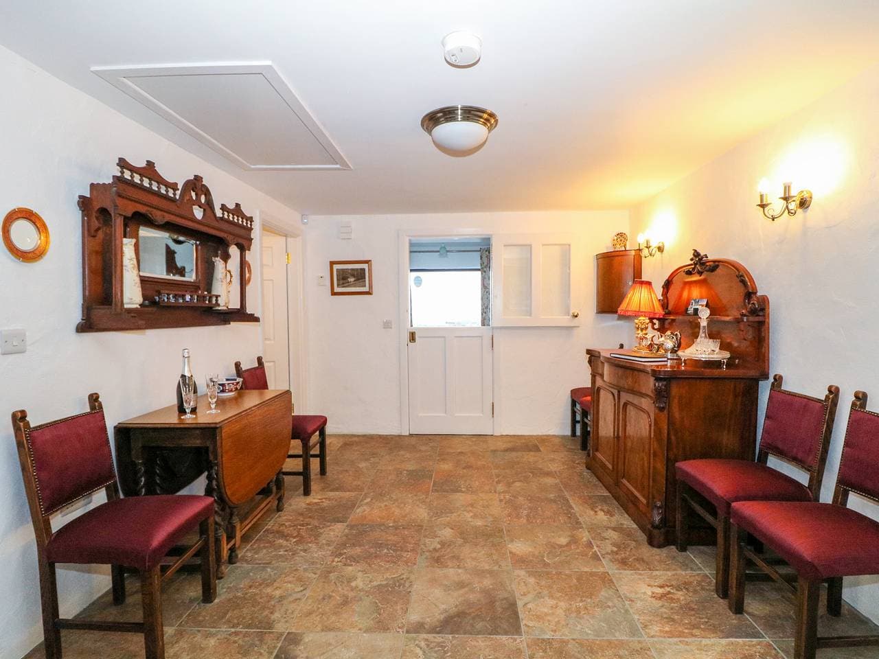 Foto 6 von 31: Cottage für 4 Personen mit Garten