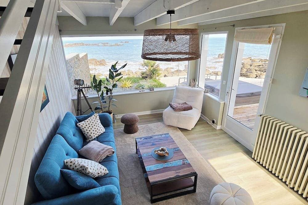 Füße im Wasser: Imprenable Sea View + Jacuzzi 1