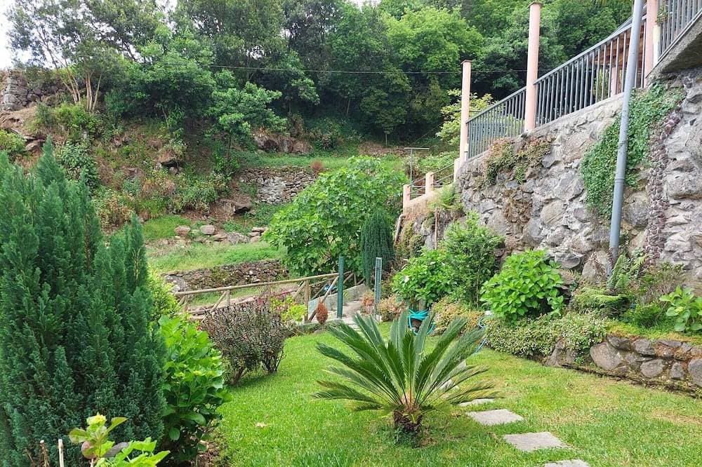 Foto 13 von 30: Das Chalet Terra Vieira hat einen Blick auf die Berge und das Meer