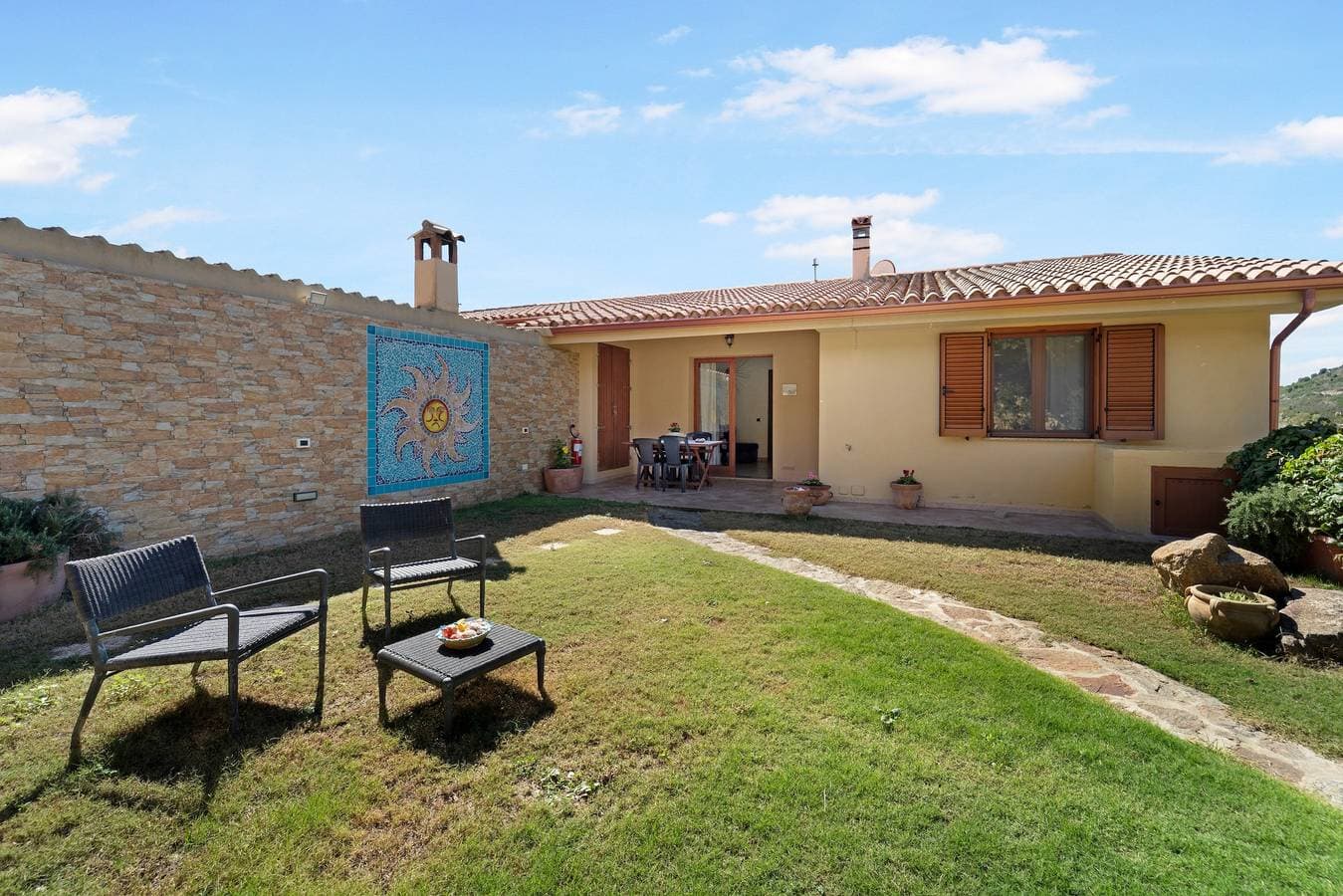 Foto 2 von 27: Ferienhaus 'Sole Mare di Barbara' mit Meerblick, privatem Garten und Klimaanlage