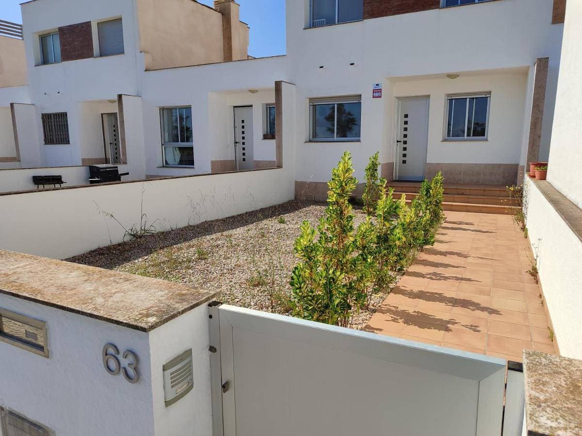 Foto 5 von 16: Superior Two-Bedroom House without Garage