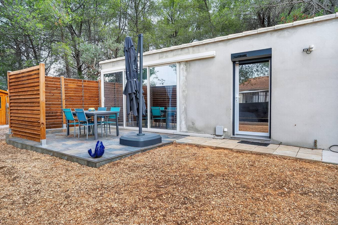 Cabanon des Amandiers avec terrasse 1