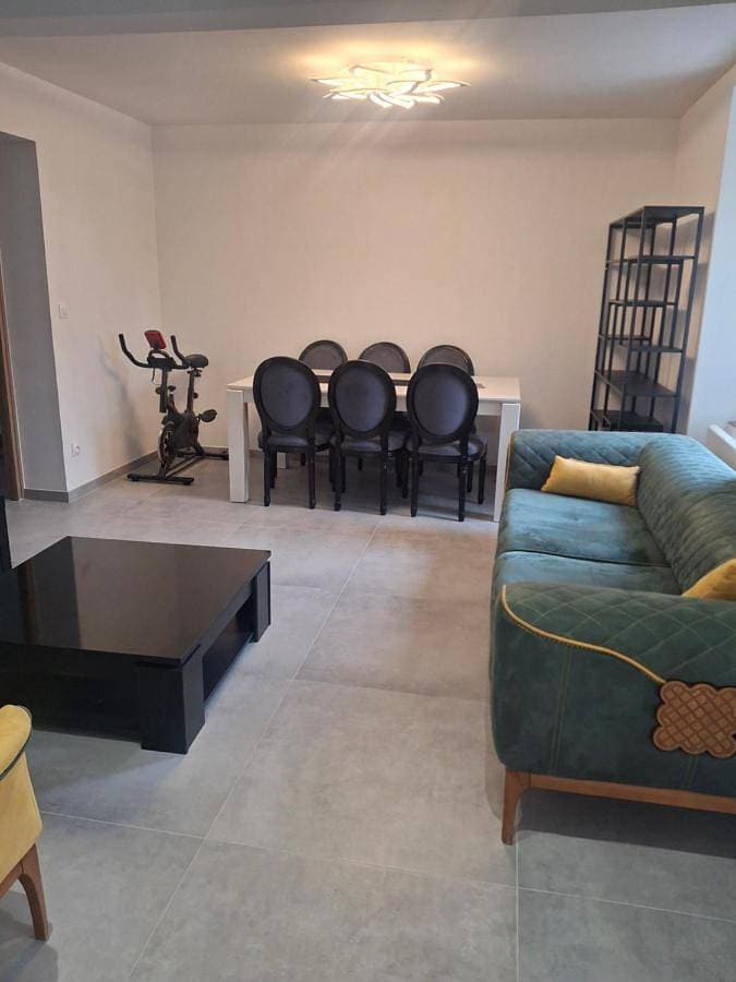 Foto 5 von 20: Two-Bedroom Apartment