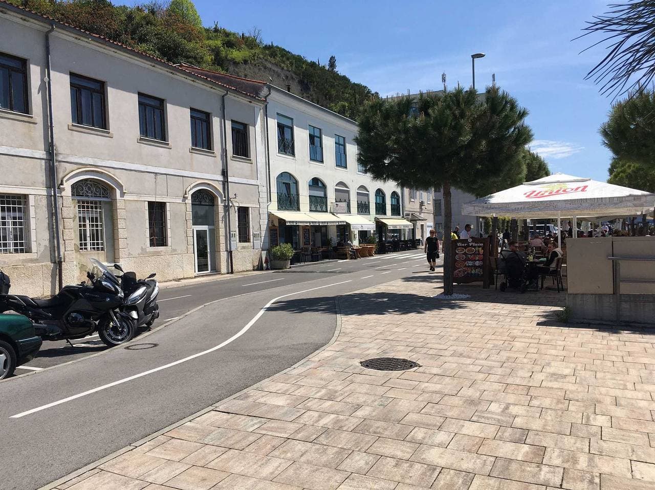Foto 9 von 36: Ferienwohnung für 4 Personen mit Terrasse