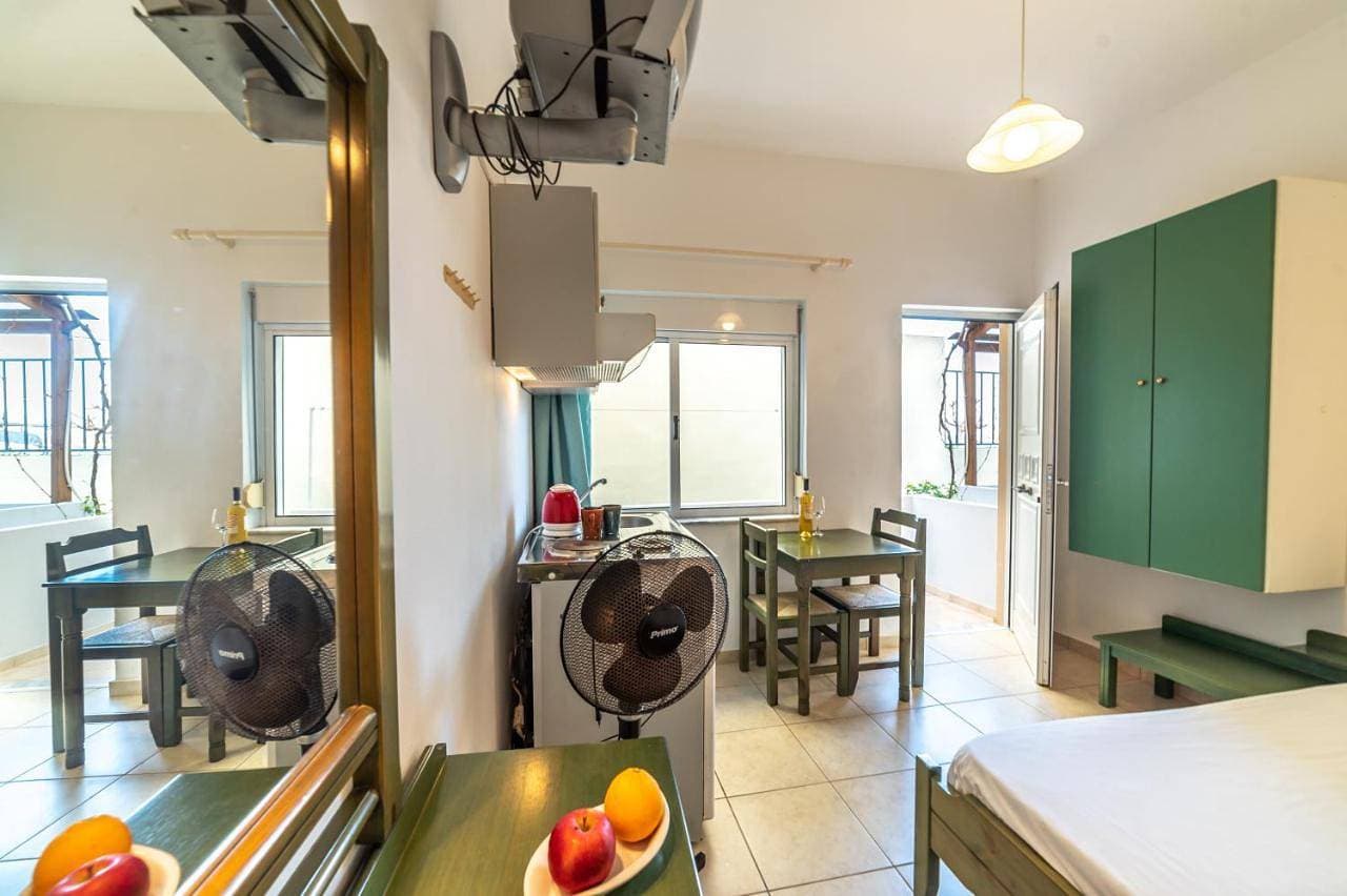 Foto 7 von 12: Basic Double/Twin Room with Fan