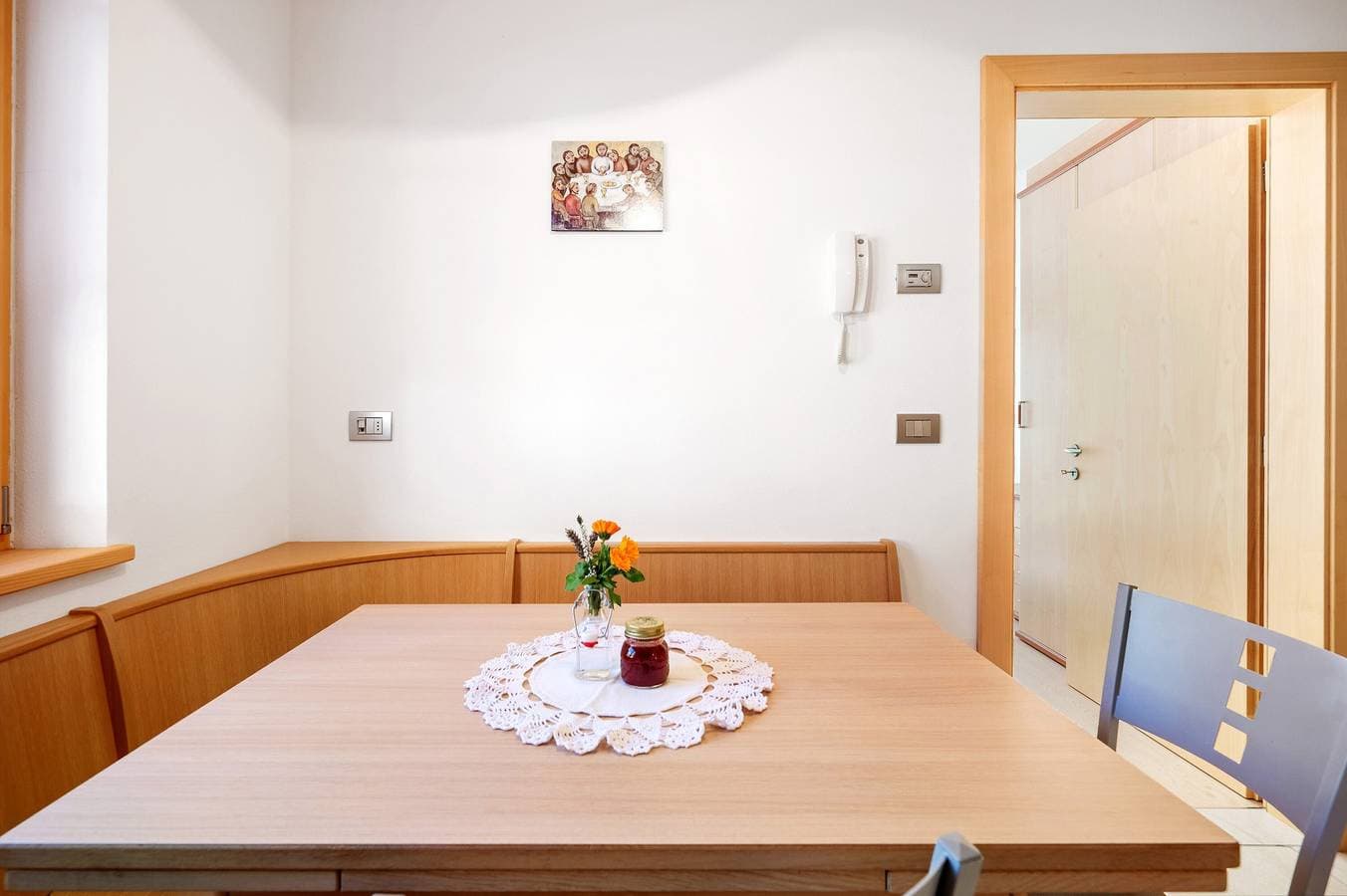 Foto 11 von 28: Bauernhof 'Innerjerberhof Neiderseit' mit Bergblick, Gemeinschaftsterrasse und WLAN