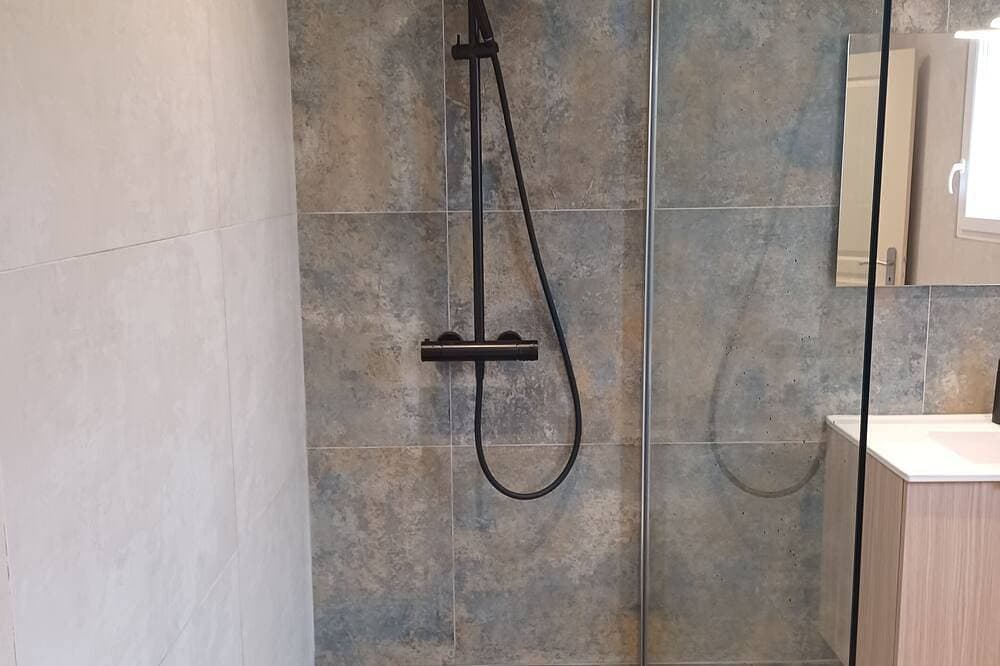 Foto 13 von 30: 3-Zimmer-Wohnung, beheizter Pool, Klimaanlage, WLAN, 1 Min. Fluss, 7 Min. Strand