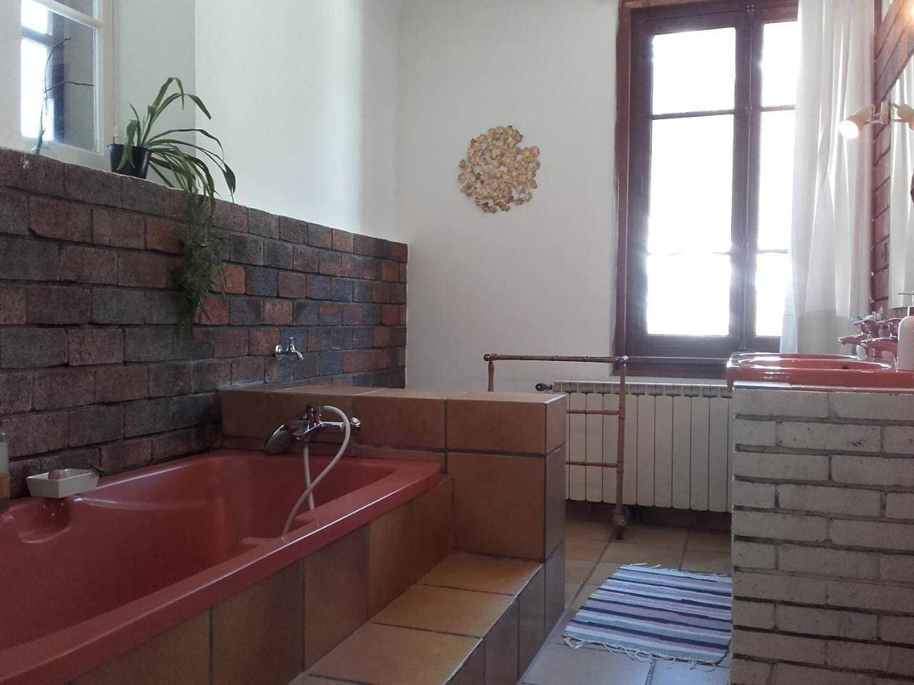 Foto 6 von 8: Double Room with Shared Bathroom