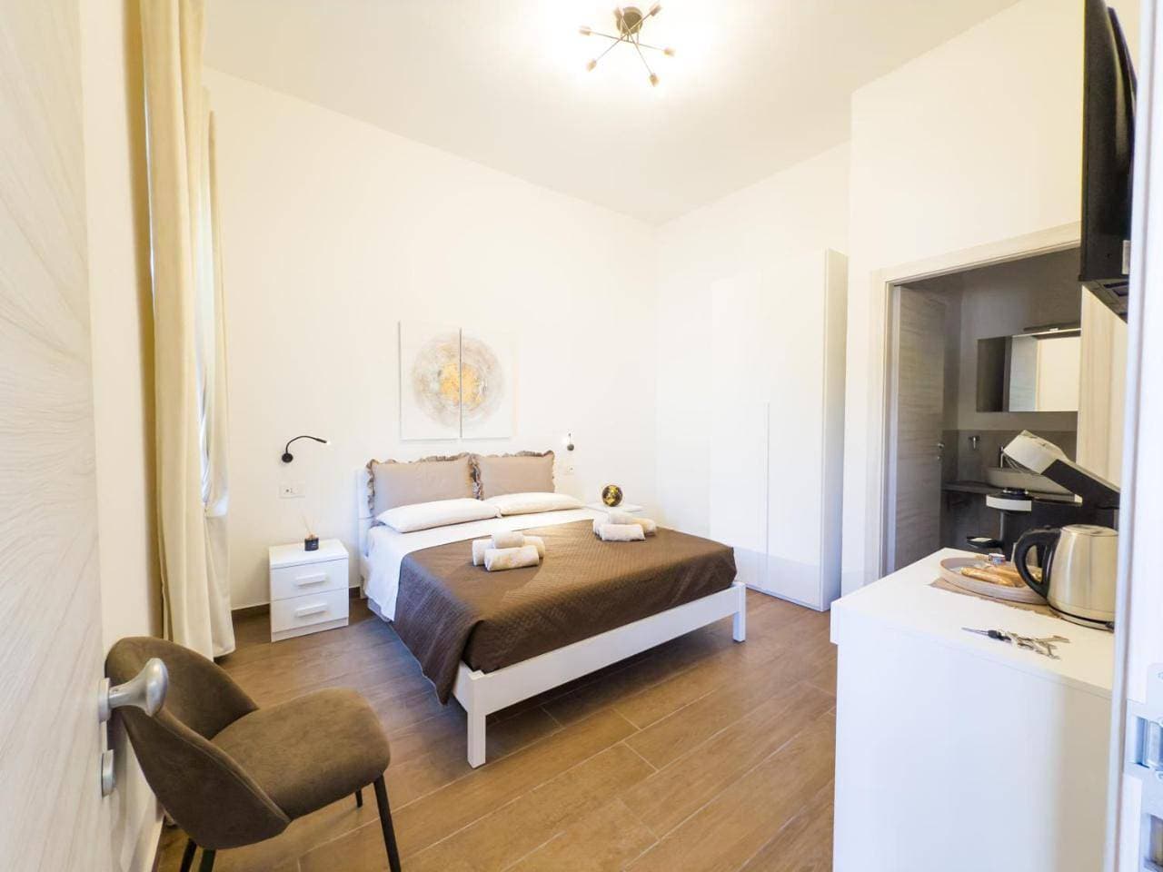 Foto 6 von 9: Double Room with Private Bathroom