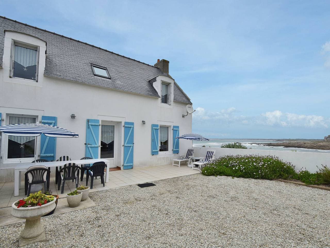 Schönes Ferienhaus am Meer in Penmarch 1