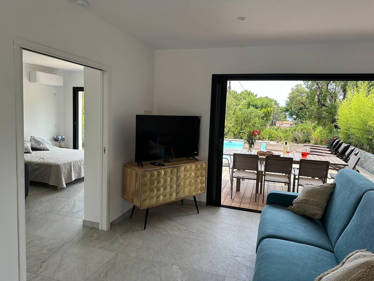 Foto 9 von 11: Attraktive Villa mit privatem Pool