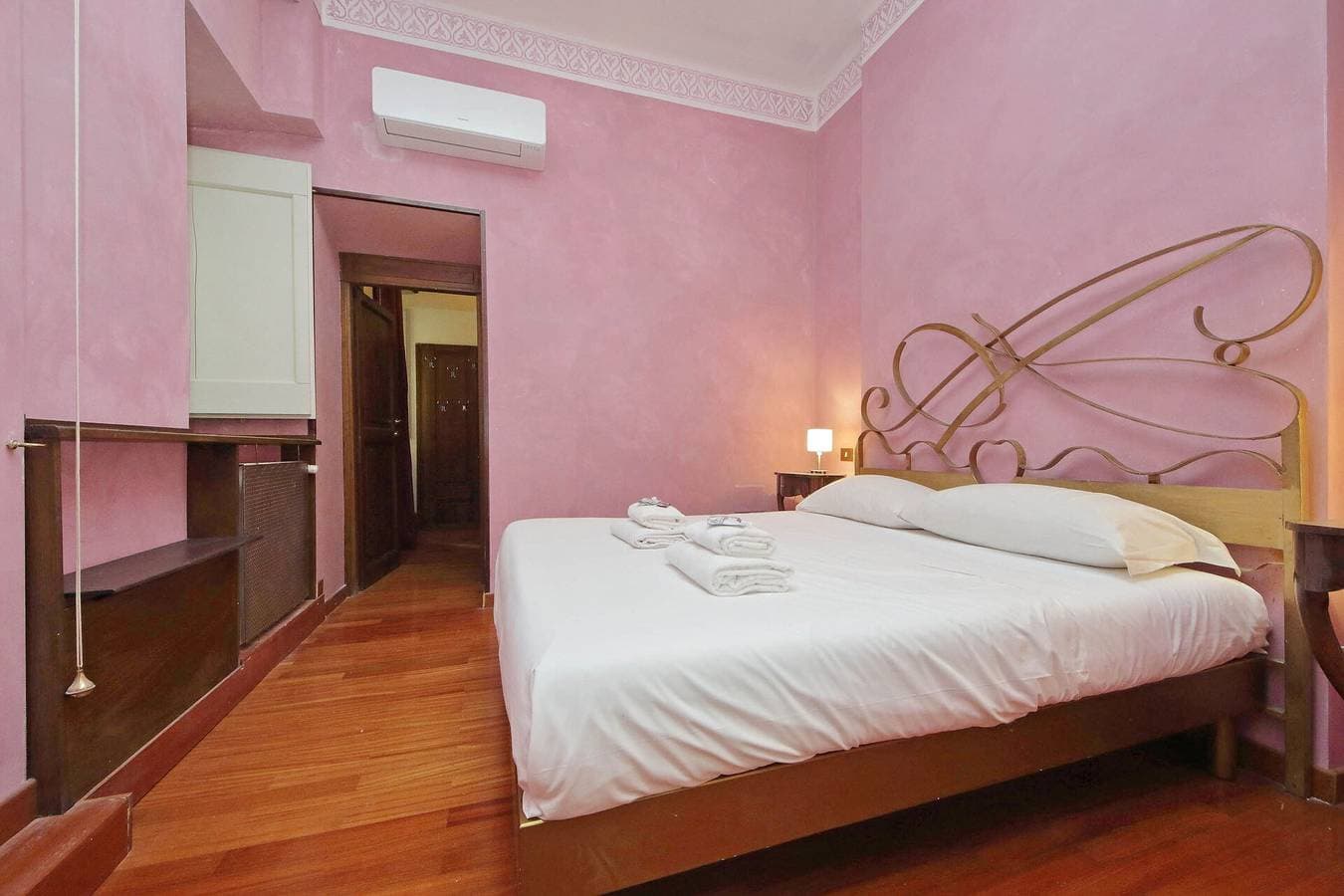Foto 3 von 28: Ferienwohnung für 4 Personen
